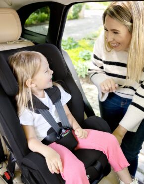 Autokindersitz_Joie_Fortifi_R129_LS_01