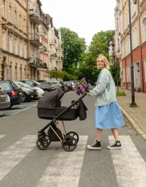 Kombi-Kinderwagen_Roan_IVI_2_0_Choco_LS_01