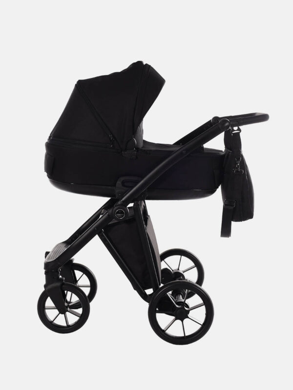 Kombi-Kinderwagen_Junama_Smart_04-BLACK_02