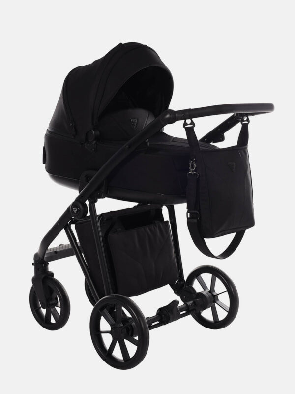 Kombi-Kinderwagen_Junama_Smart_04-BLACK_14