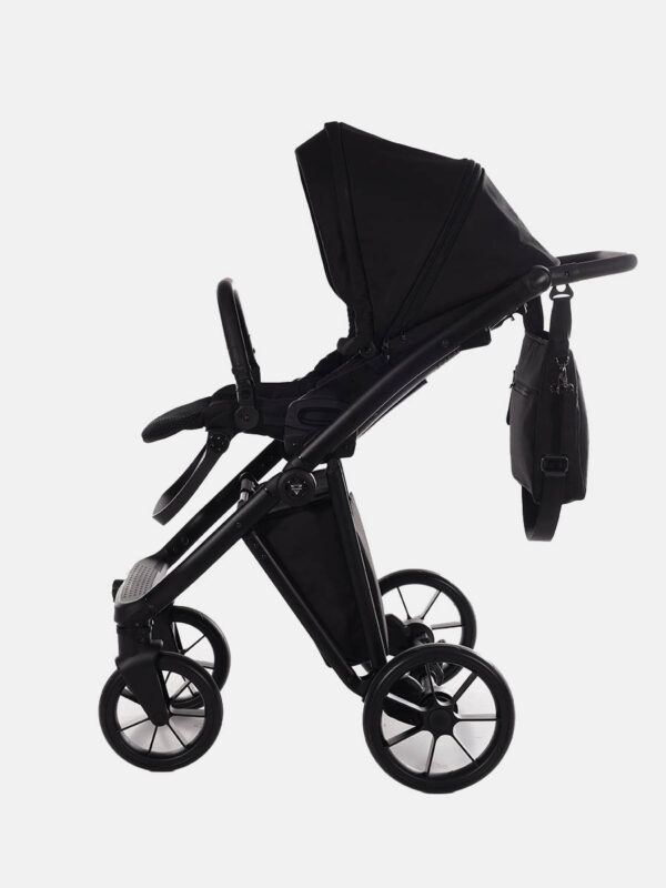 Kombi-Kinderwagen_Junama_Smart_04-BLACK_25