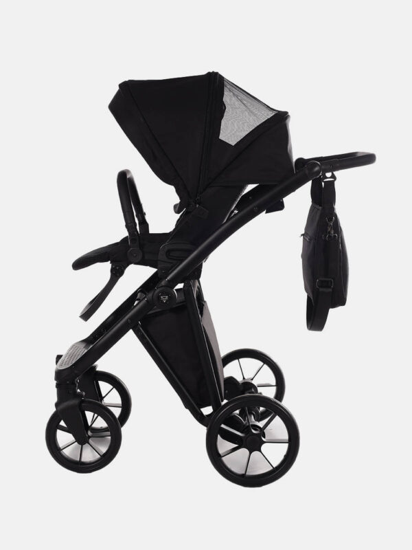 Kombi-Kinderwagen_Junama_Smart_04-BLACK_27