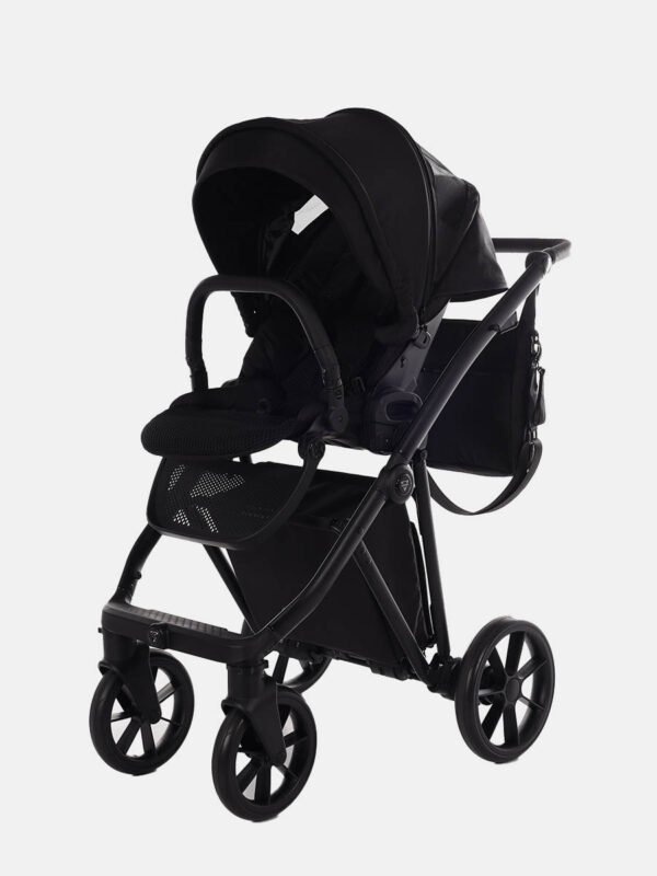 Kombi-Kinderwagen_Junama_Smart_04-BLACK_28